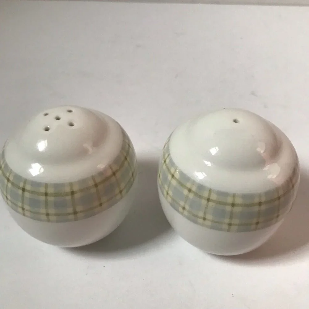 Royal Doulton Gingham Floral salt and pepper shaker set ceramic gray yellow